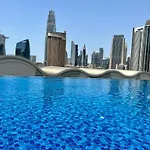 Address Fountain Views