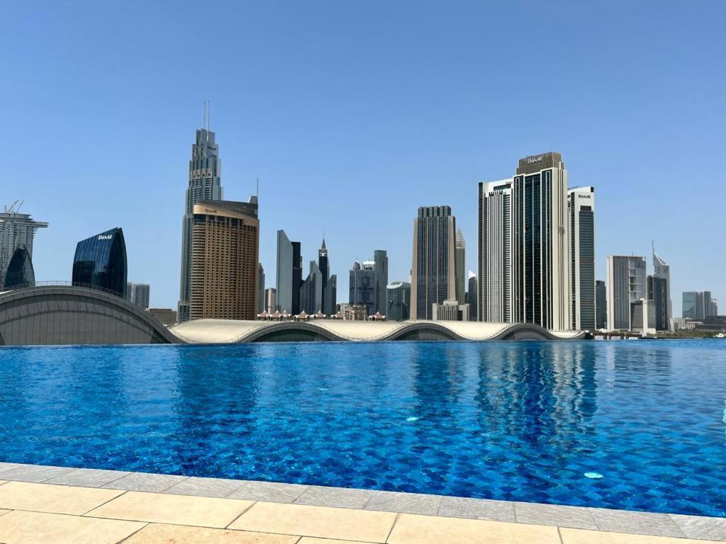 Address Fountain Views * Dubai